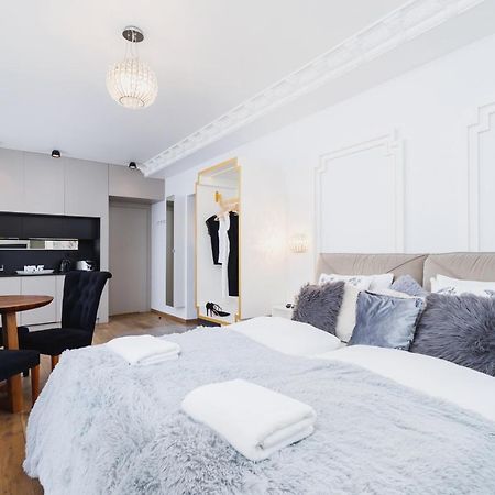 Modern Studio Wegierska Cracow By Noclegi Renters Краков Экстерьер фото